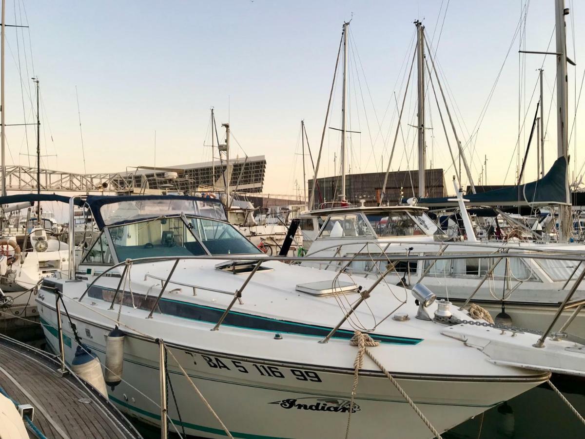 Yacht Experience Barcelona Hotel Сант Адриа де Бесос Екстериор снимка